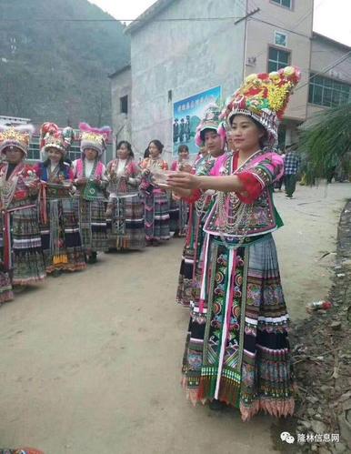 2018年隆林德峨跳坡节盛况!--隆林信息网-旅游频道-手机