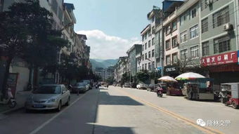 隆林交巡警强力整治车辆违停乱象,违章乱停现象大为减少